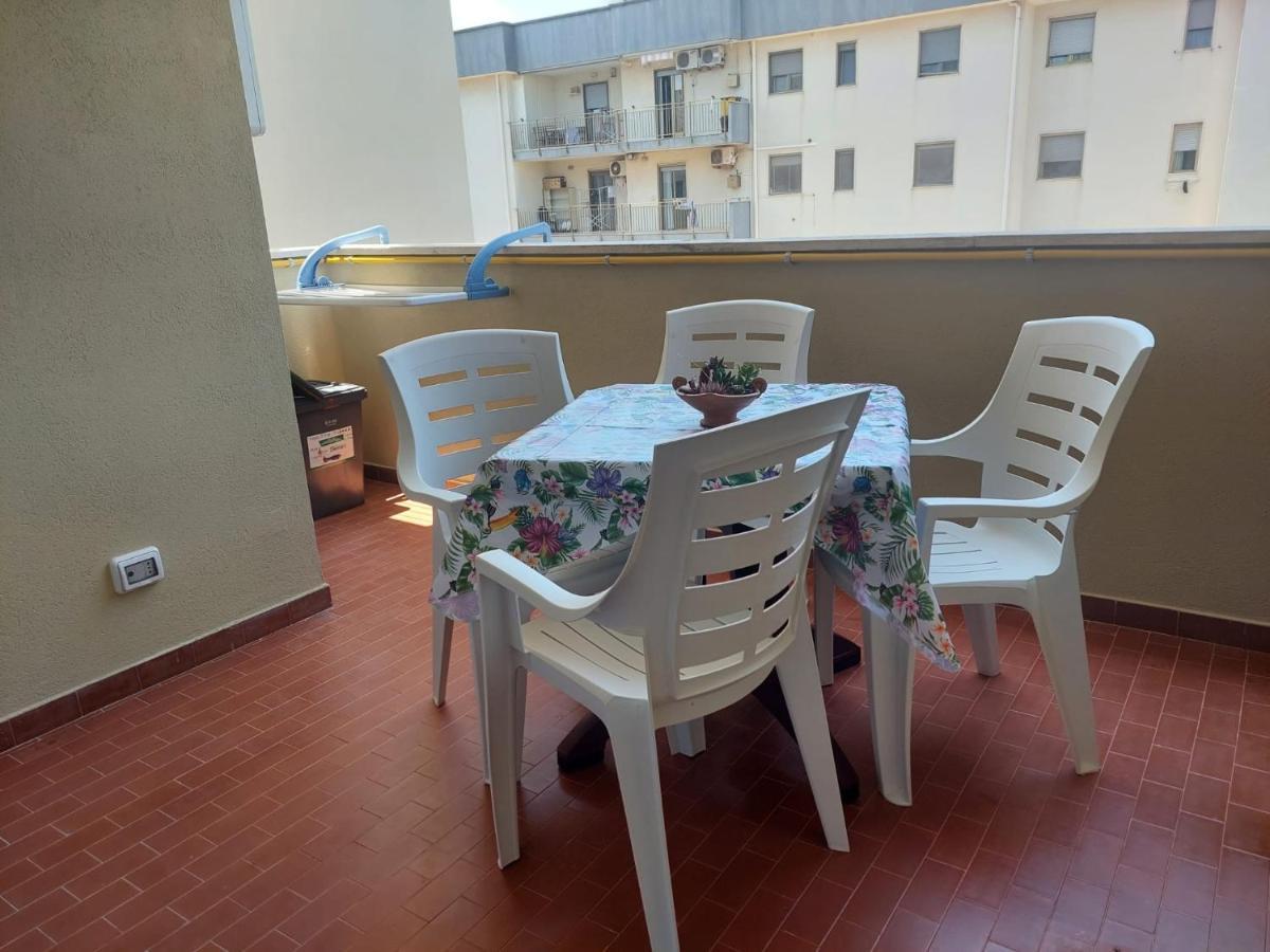 La Preferita Appartamento Vista Lato Mare Monopoli Exterior photo